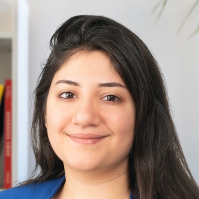 Portrait of Lana Kalawoun, Psychologist