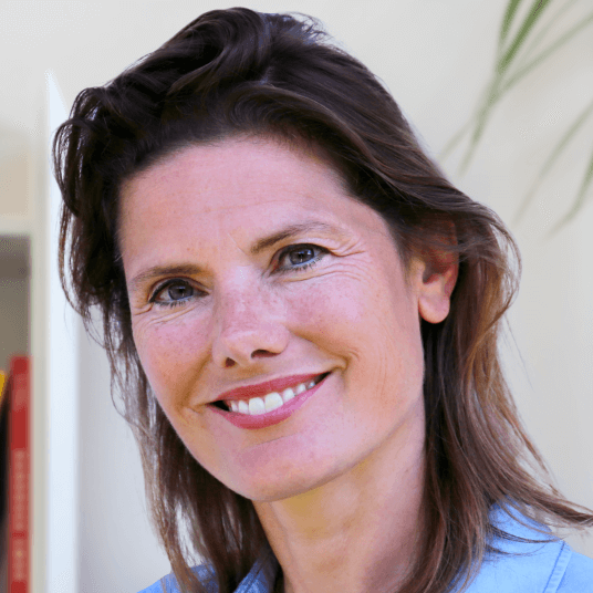 Portrait of Stephanie Timmers, Psycholog*in